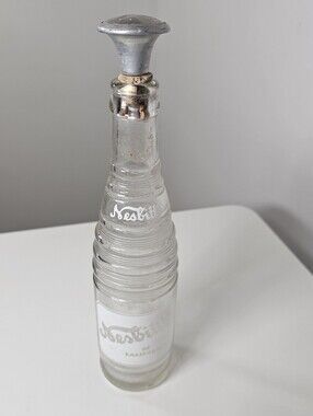 RARE - COLLECTIBLE - NESBITT'S  SODA  BOTTLE - ACL 10 OZ. OTTAWA CANADA ORANGE